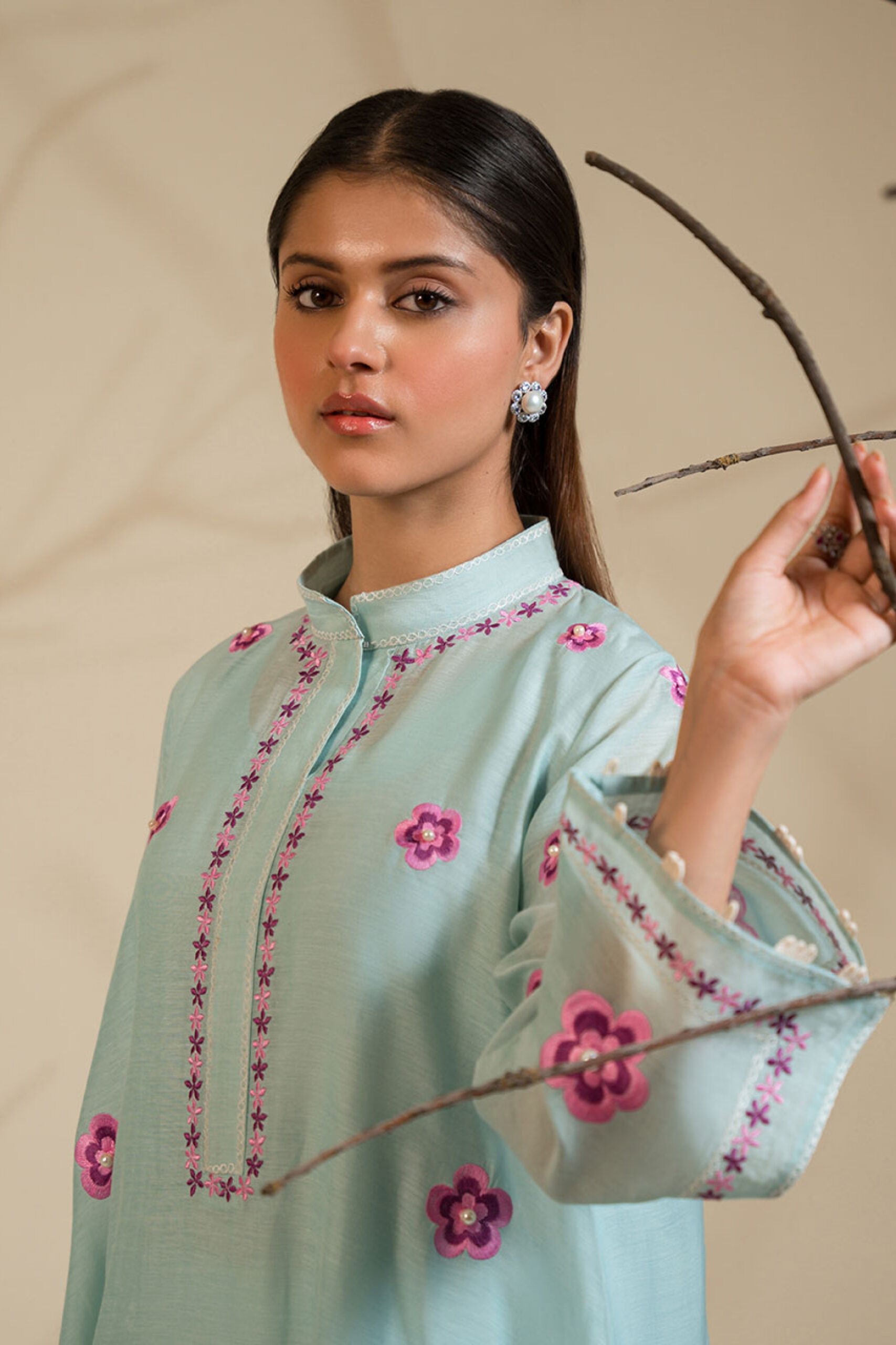 AMBER GOHAR LUXURY PRET’24 | DREAMLAND