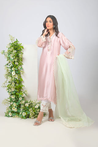 AYESHA SOMAYA LUXURY PRET’24 | MAUVE