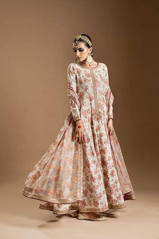 MARIA HASSAN ALI ‘MANJOGI’24 | ANARKALI
