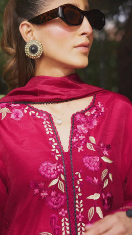 ZAINAB ZULFIQAR FESTIVE EDIT’25 | TANAZ MAGENTA