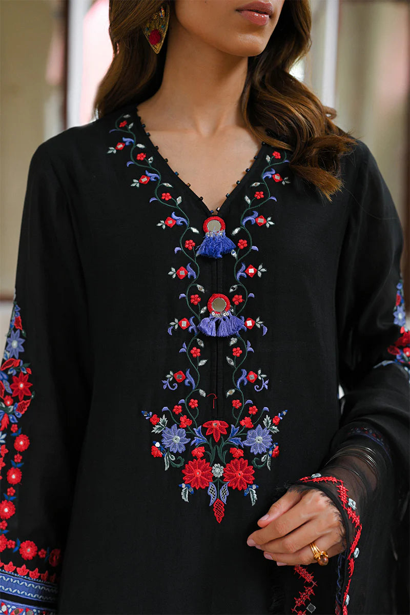 SUMAIRA KHANANI NARGIS LUXE PRET’24 | LAMIYAH