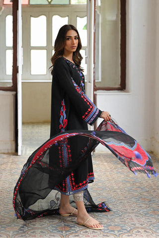 SUMAIRA KHANANI NARGIS LUXE PRET’24 | LAMIYAH