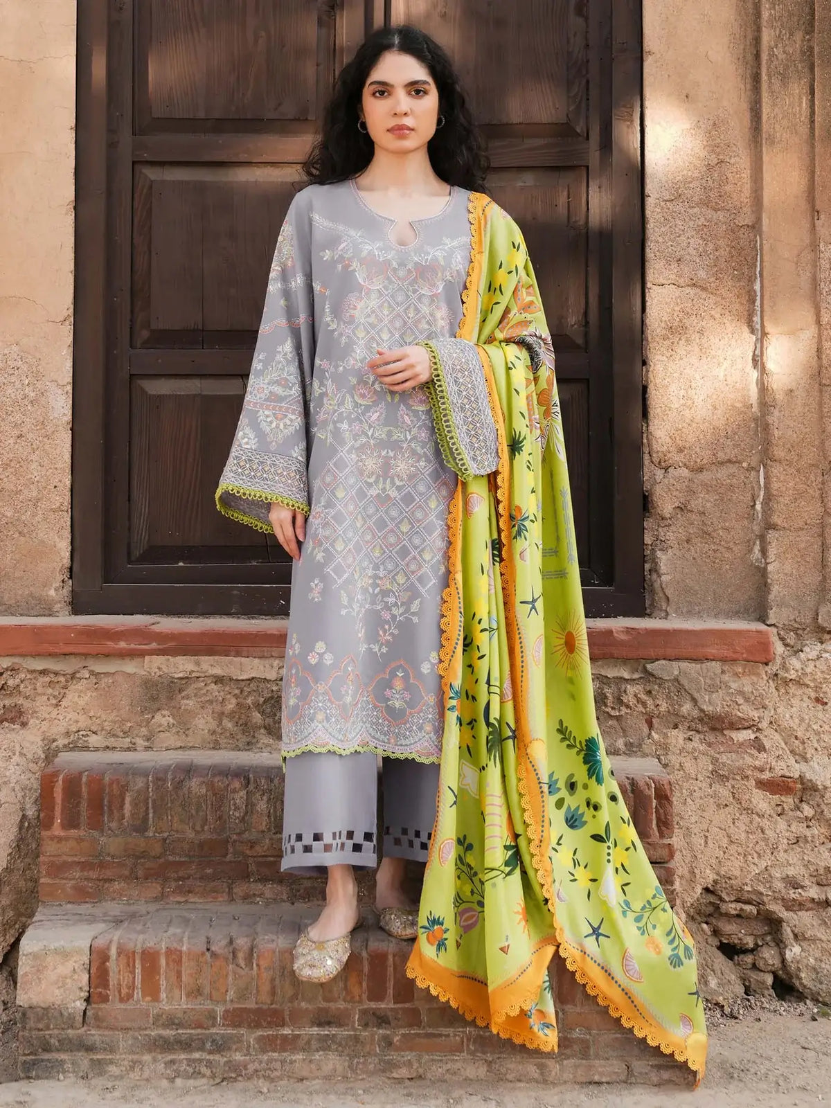 MISHA LAKHANI SPRING SUMMER UNSTITCHED’26 | NURA