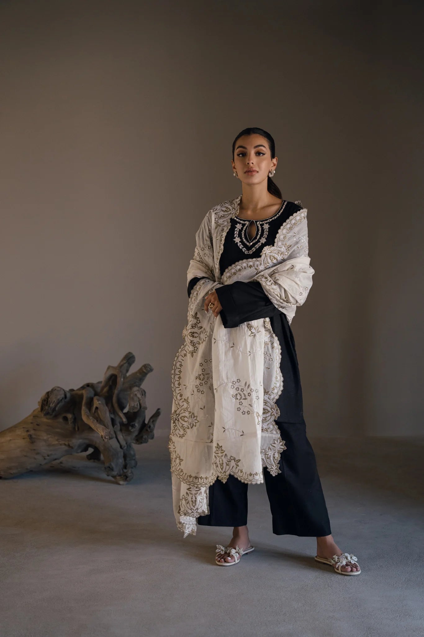 HINA MOHAMED READY TO WEAR PRET’24 | IZA BLACK