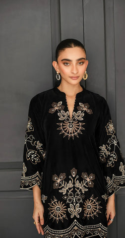 EINKA PRET’26 | VELVET ONYX