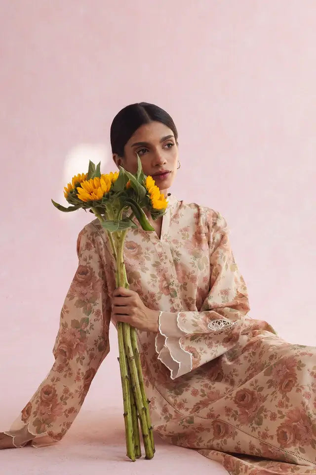 ZARA SHAHJAHAN BASICS’24 | ZKT-1361