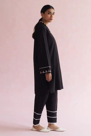 ZARA SHAHJAHAN BASICS’24 | ZKT-1363