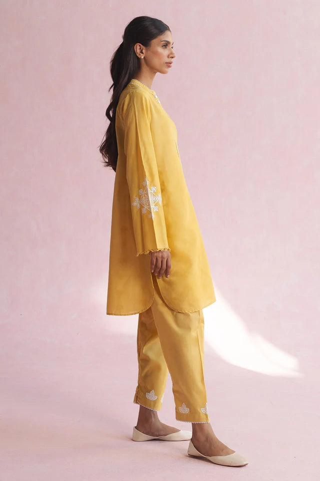 ZARA SHAHJAHAN BASICS’24 | ZKT-1370
