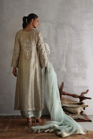 NADIA FAROOQUI ‘ZEENAT’ FORMALS’24 | MARJAN