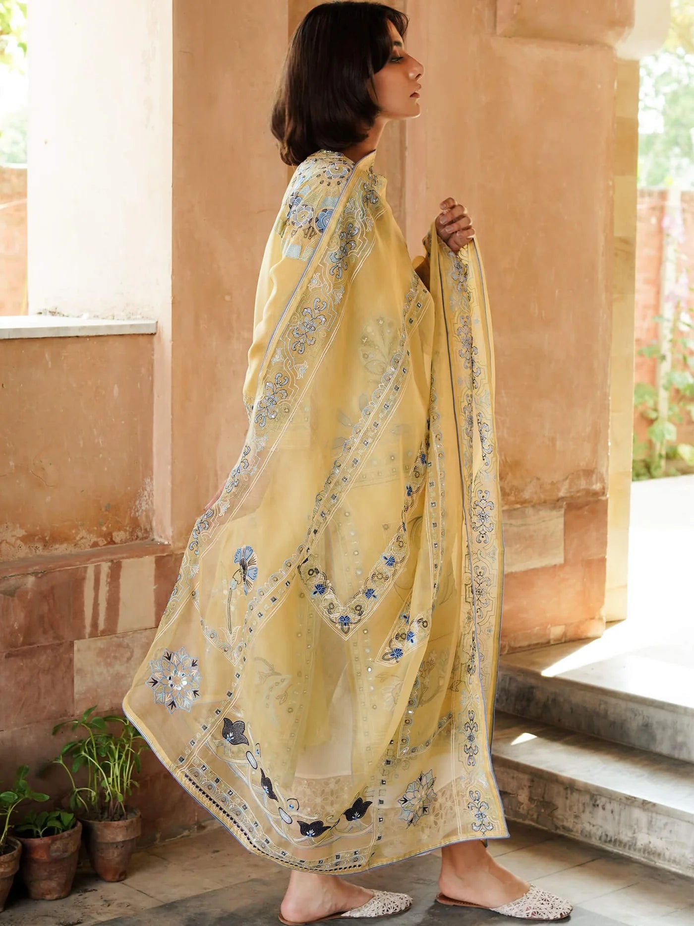 MISHA LAKHANI RTW’24 | TABU & DUPATTA