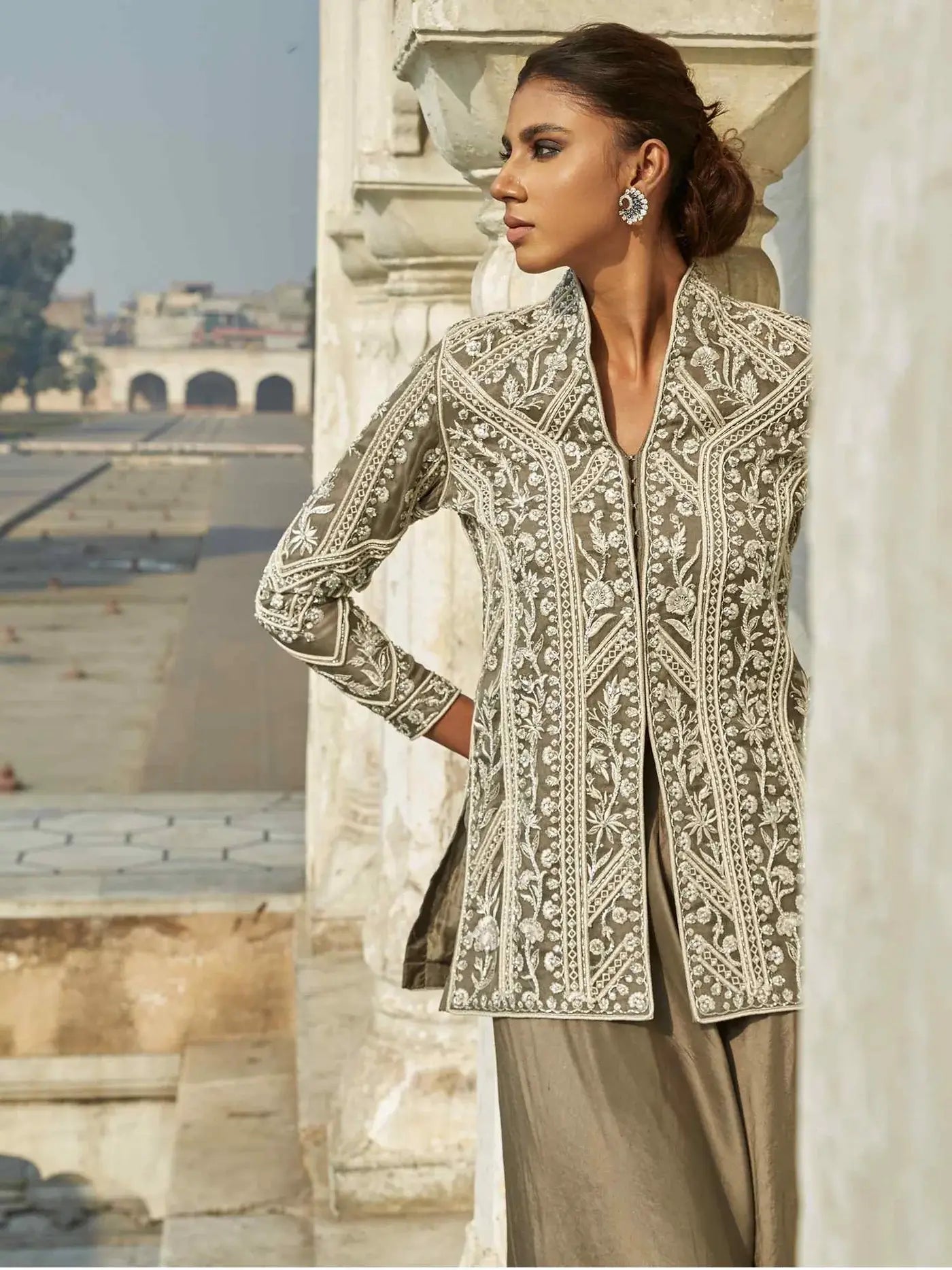 MISHA LAKHANI RTW FORMALS’24 | RANI JACKET & PANTS