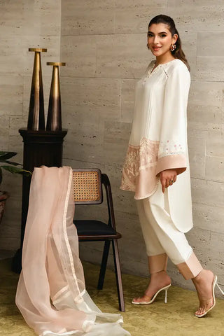 AMNA ARSHAD KIKI LUXE PRET’24 | MEERAY