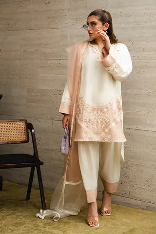 AMNA ARSHAD KIKI LUXE PRET’24 | MEERAY