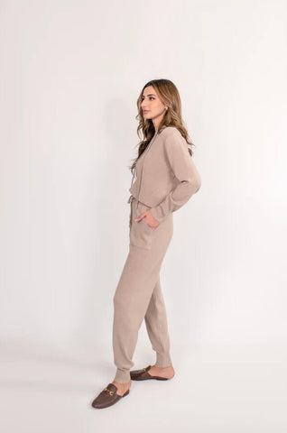 HASSAL AUTUMN WINTER RTW’24 | DARLA JOGGER SET