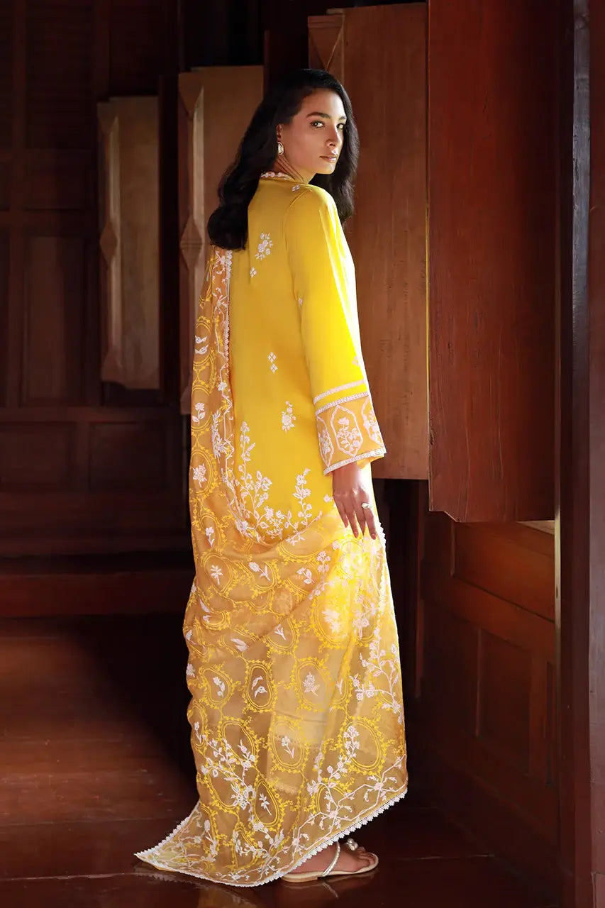 NIDA AZWER NUR PRET’24 | LACE WHISPER
