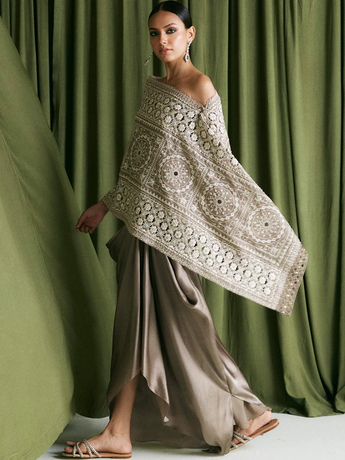 MISHA LAKHANI FORMALS’24 | WRAP STOLE SET