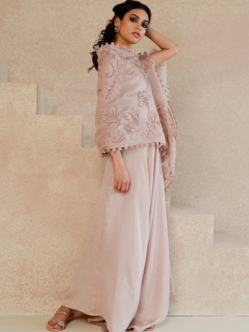 MISHA LAKHANI FORMALS’24 | WRAP STOLE