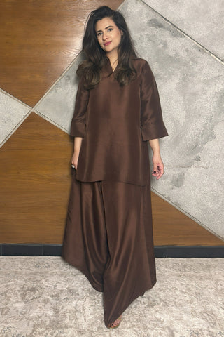 ZONA SHAHAM LUXE PRET'26 | BROWN