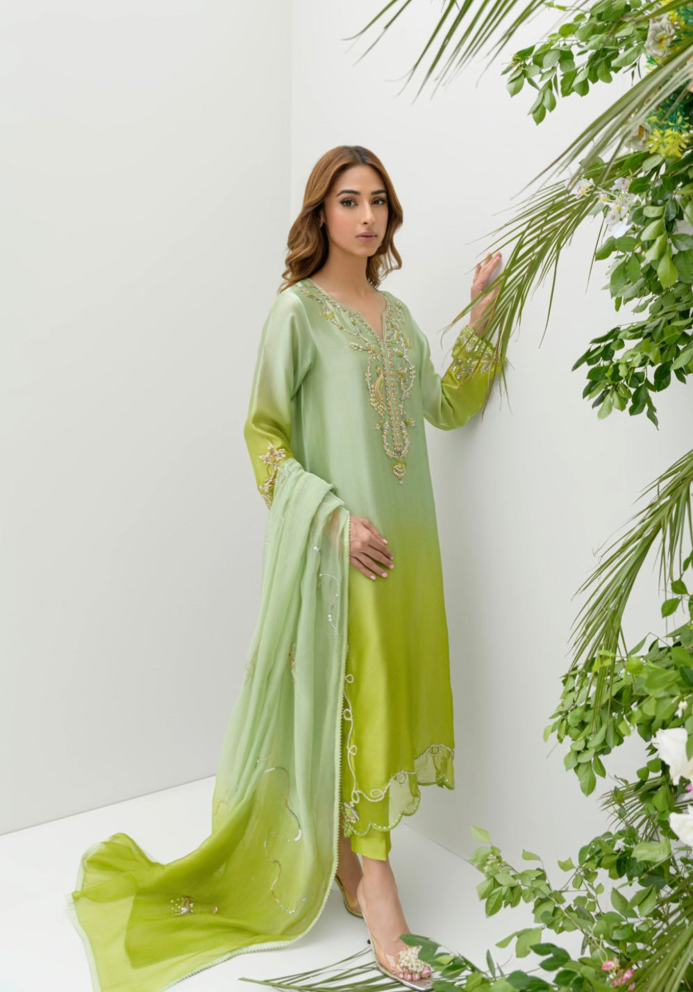 FLAIRS STUDIO ‘FREYA FESTIVE WEAR’24 | KIWI