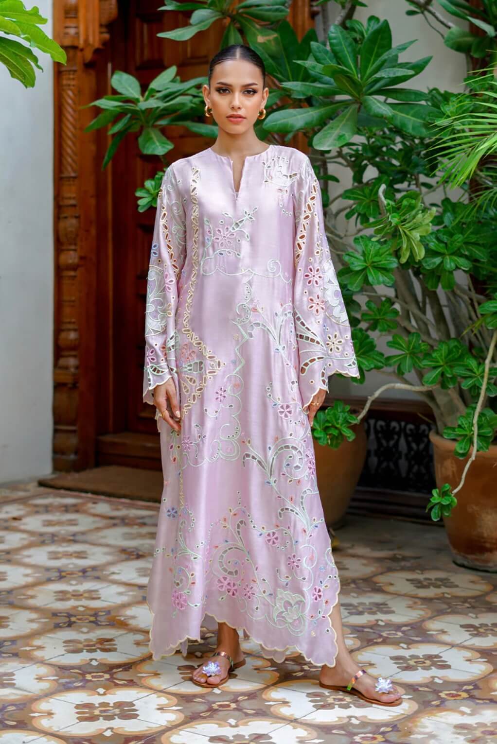 SANIA MASKATIYA ‘INAYA LUXE’24 | KIREN
