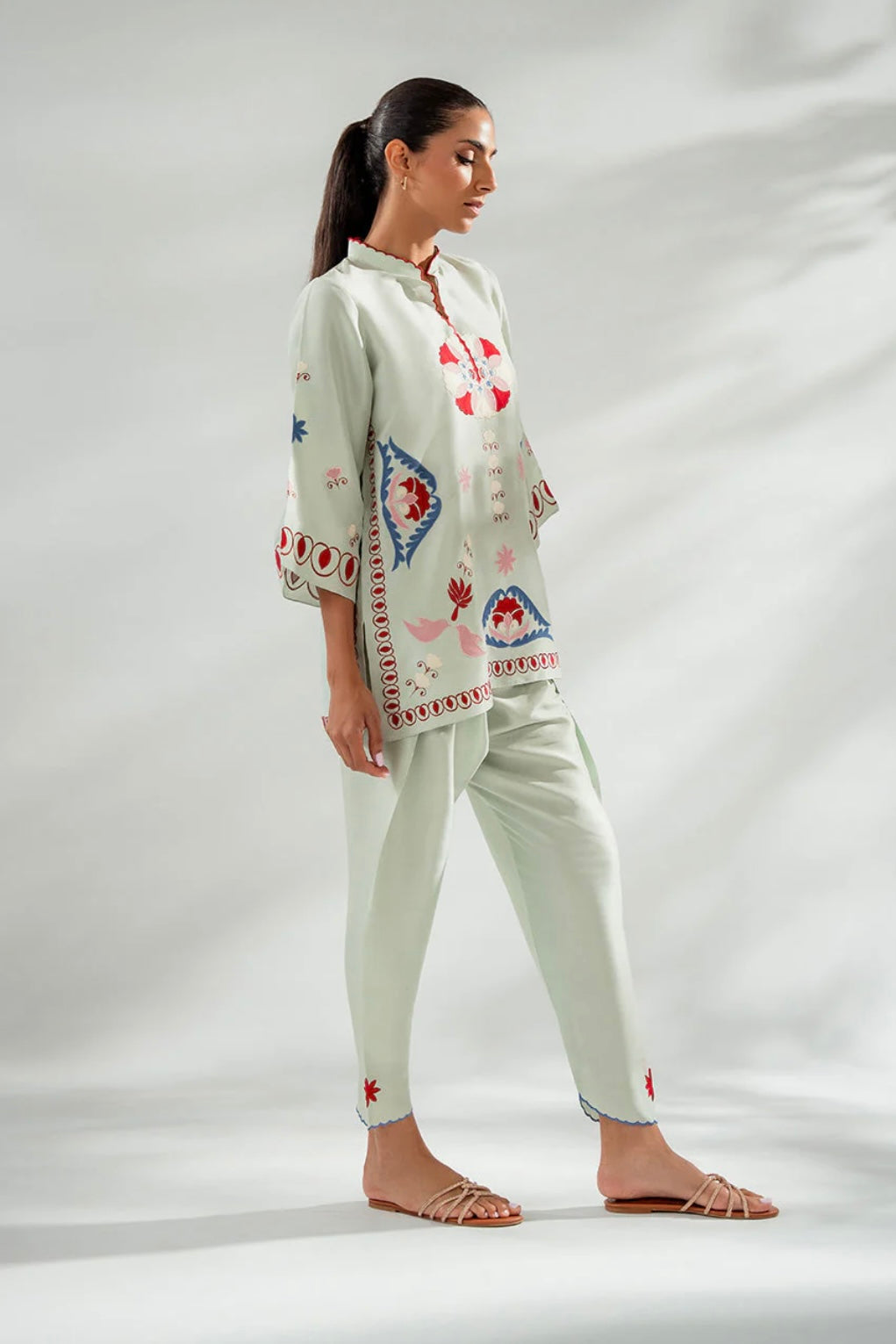 SANIA MASKATIYA ‘INAYA LUXE’24 | MINALI