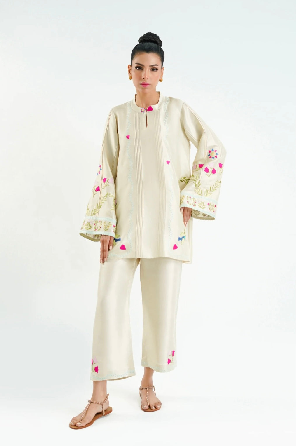 SANIA MASKATIYA ‘INAYA LUXE’24 | NELLY