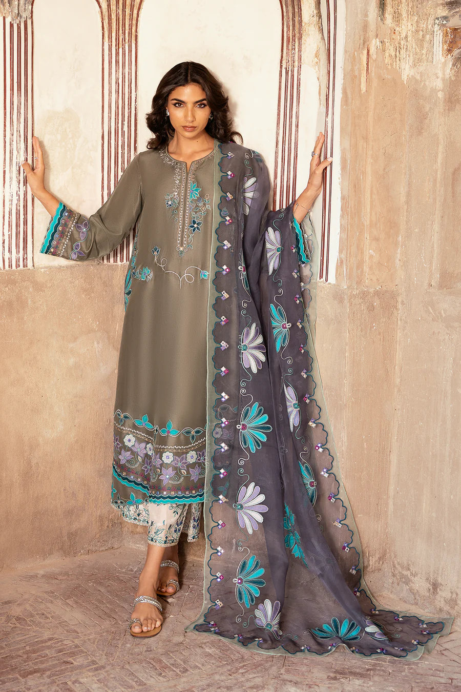 SHAZIA RAUF KHAN ‘GULAABI BAGH 26’ | NISA