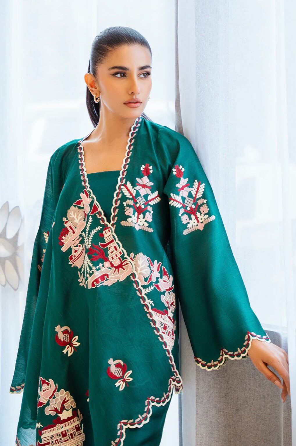 SANIA MASKATIYA ‘INAYA LUXE’24 | RIHZA