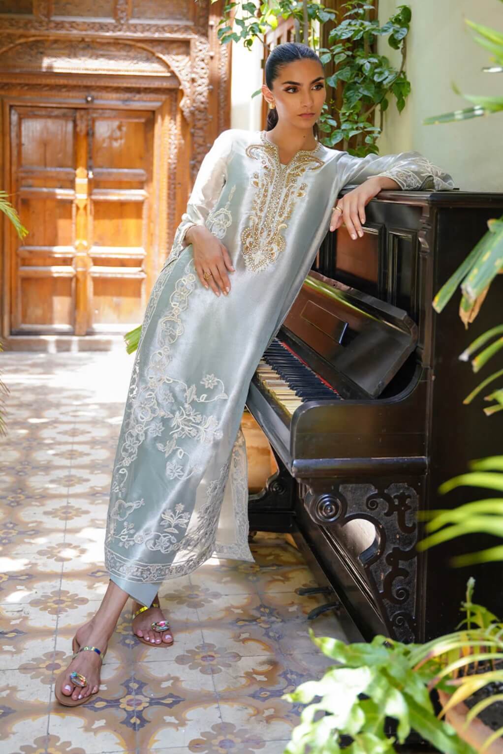SANIA MASKATIYA ‘INAYA LUXE’24 | ZAMIN