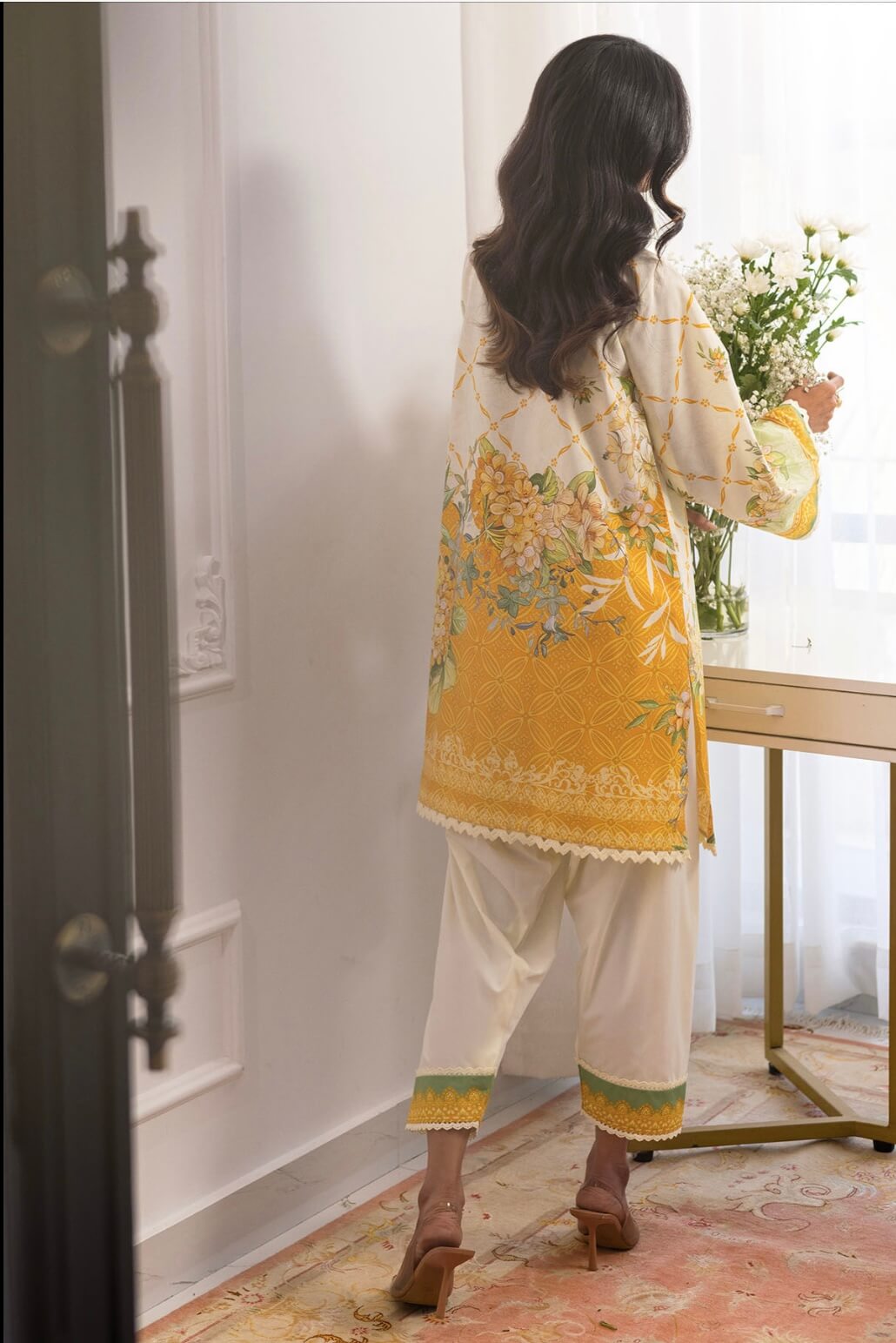 ANNUS ABRAR ‘LA FLEUR’24 | LYNA