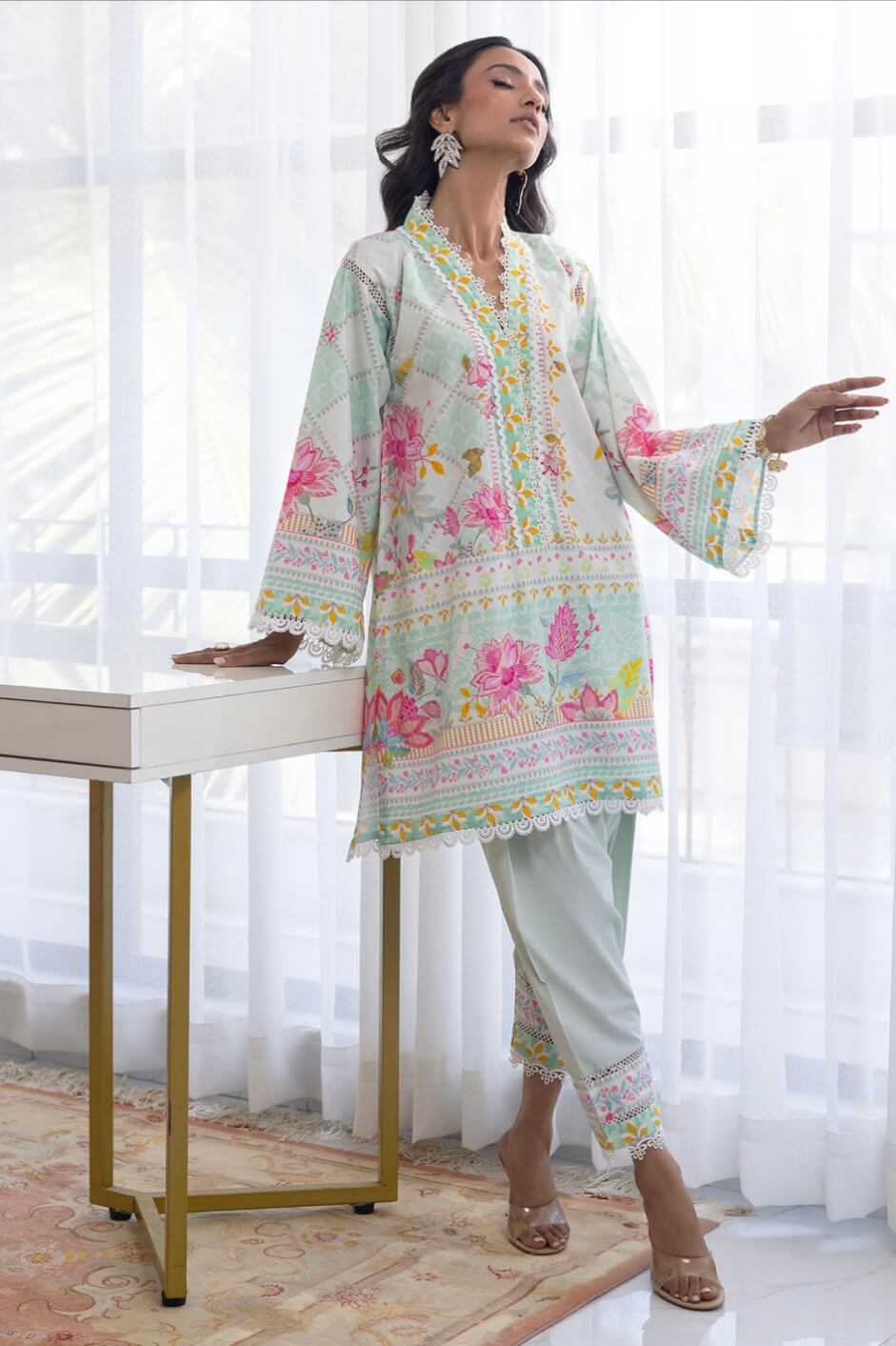 ANNUS ABRAR ‘LA FLEUR’24 | ZUFA