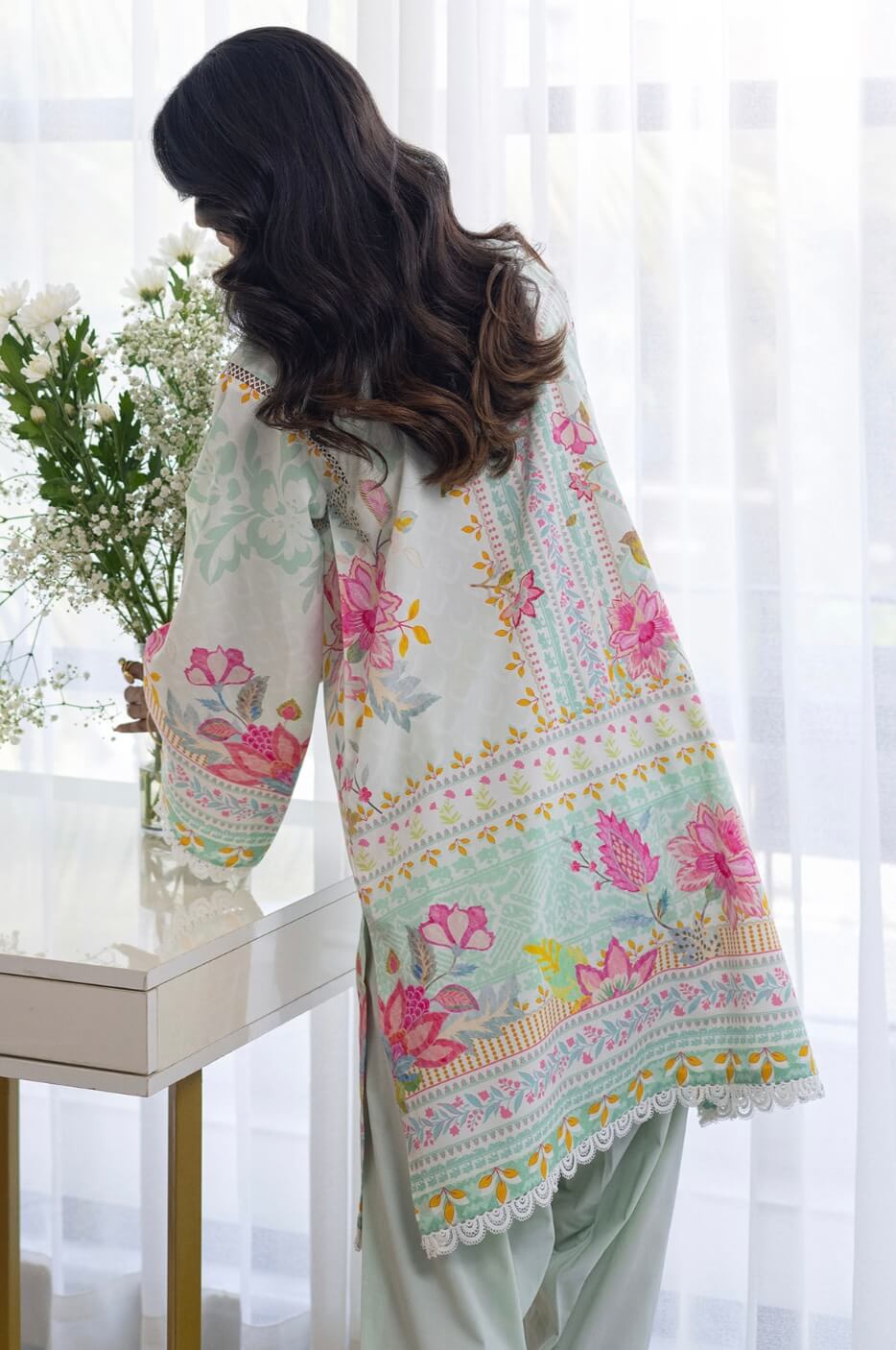 ANNUS ABRAR ‘LA FLEUR’24 | ZUFA