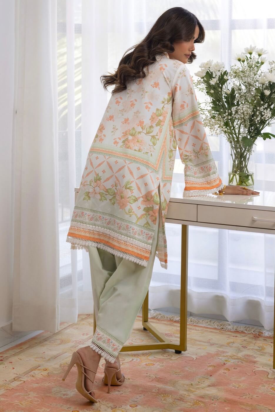 ANNUS ABRAR ‘LA FLEUR’24 | ERIZA