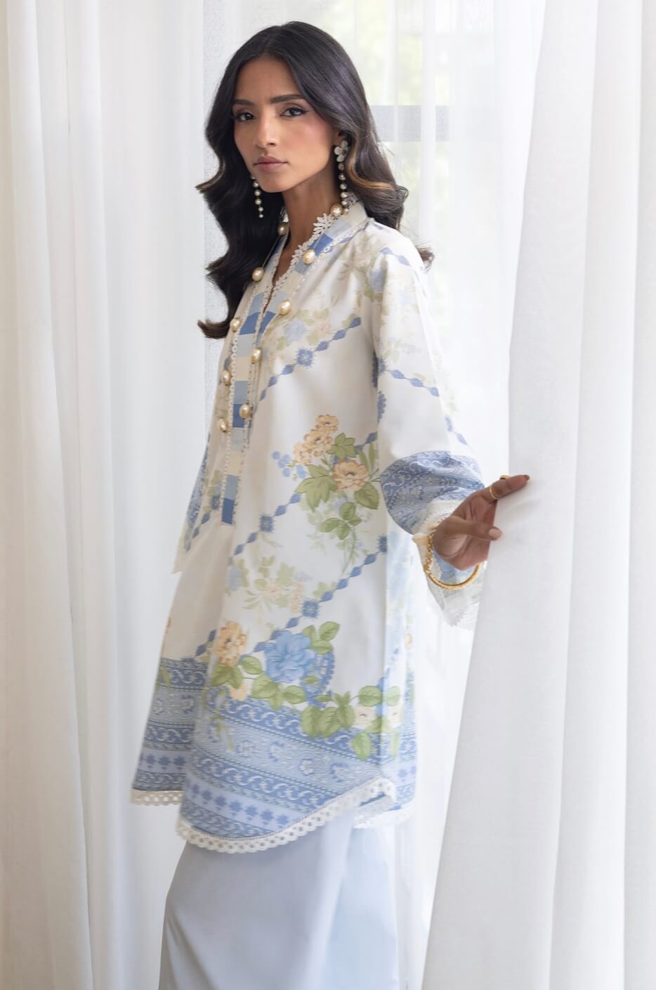 ANNUS ABRAR ‘LA FLEUR’24 | MUZI