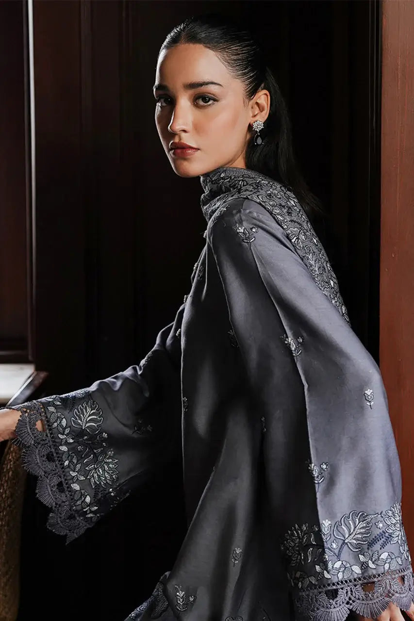 CROSS STITCH ‘SATIN DE LUXE’24 | INDIGO BLOOM