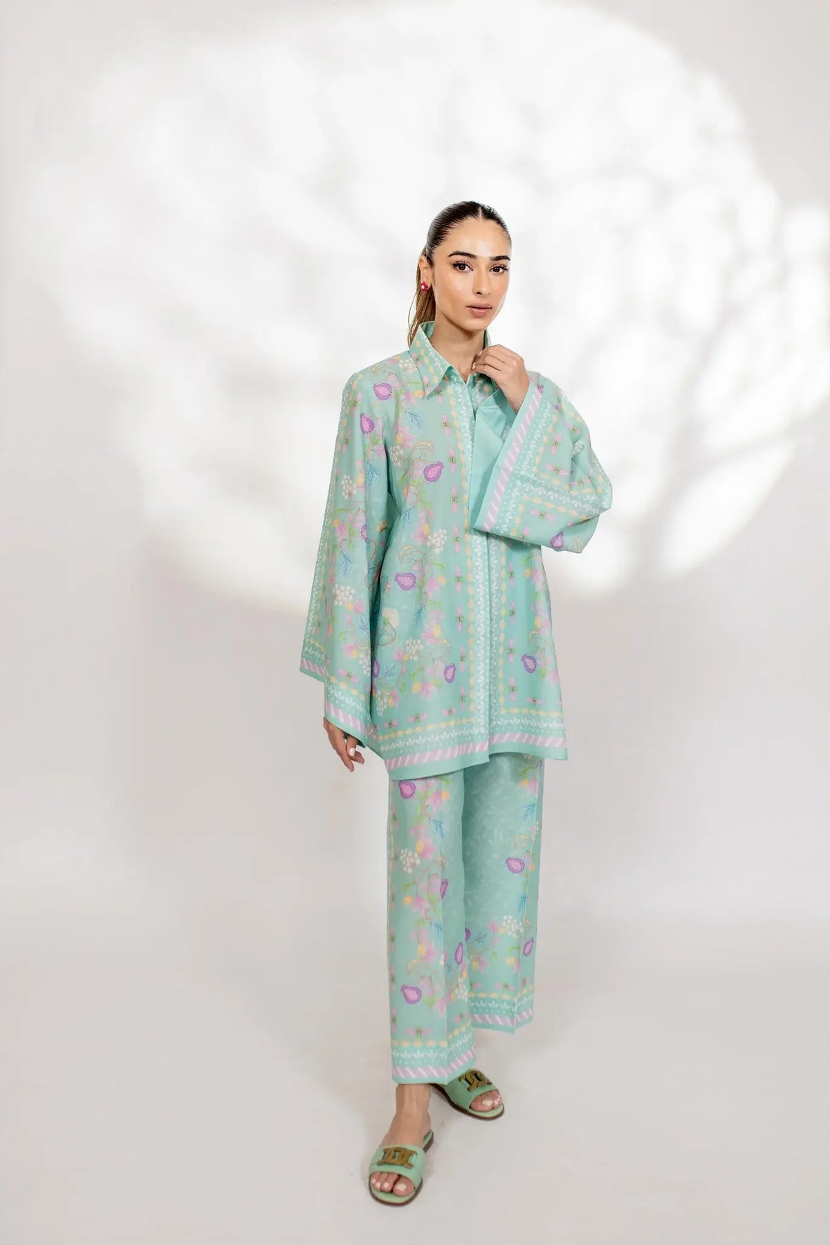 BARAE KHANOM ‘ZAYRA COLLECTION’24 | PERNIA A