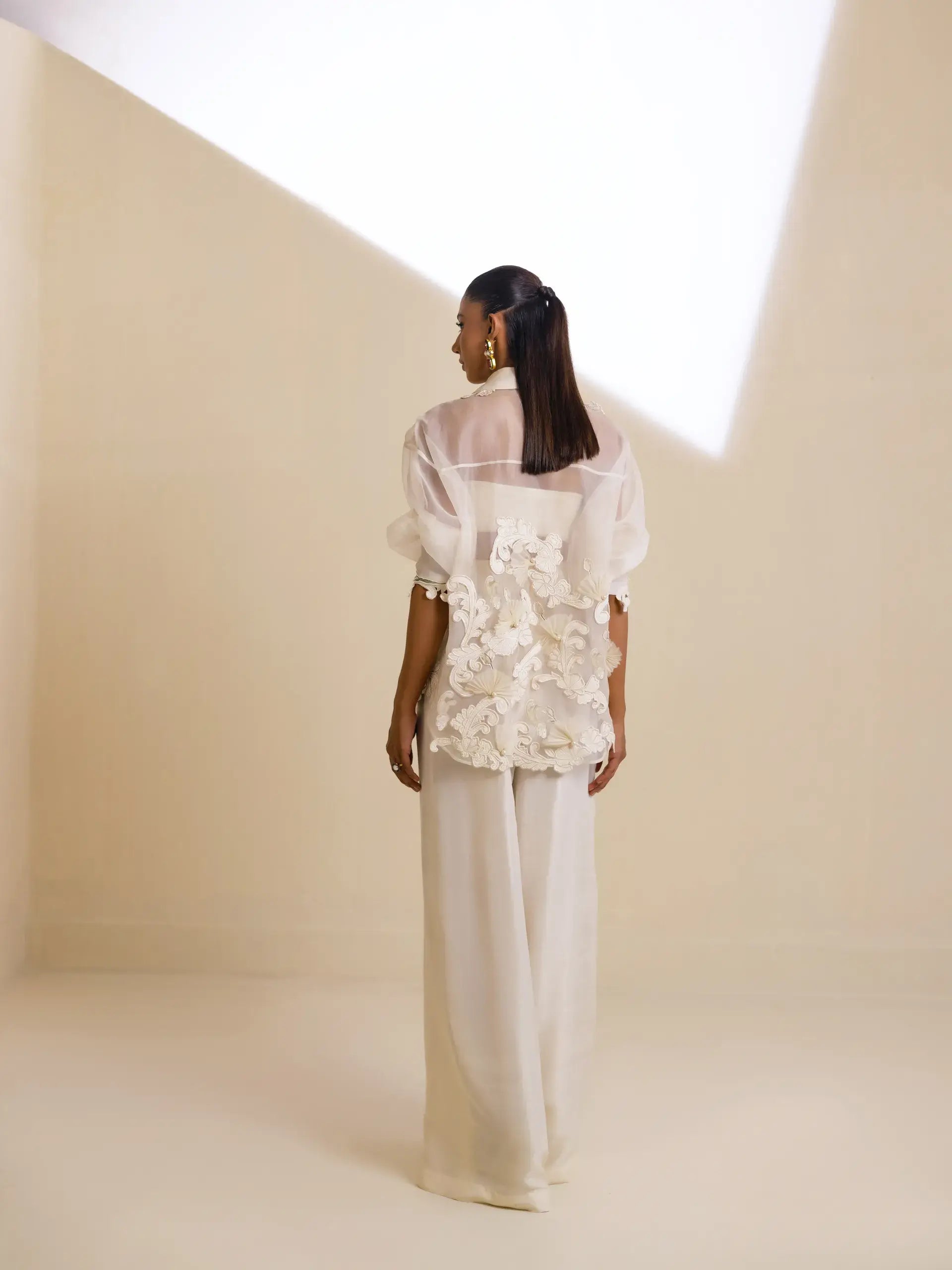 UMAIMA MUSTAFA ‘NORA RTW’24 | ORA (IVORY)