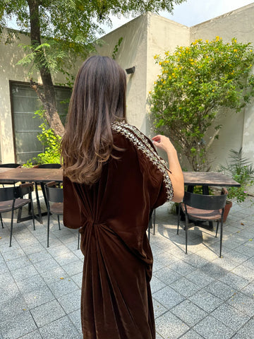 SAK | GOLDEN BROWN VELVET KAFTAN