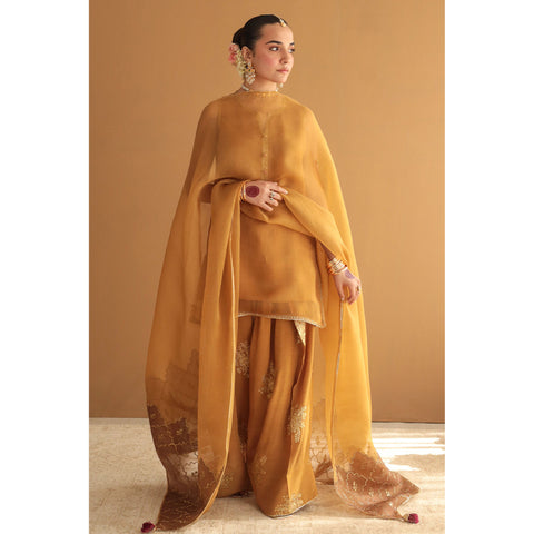 DYOT | HONEY GOLD OUTFIT