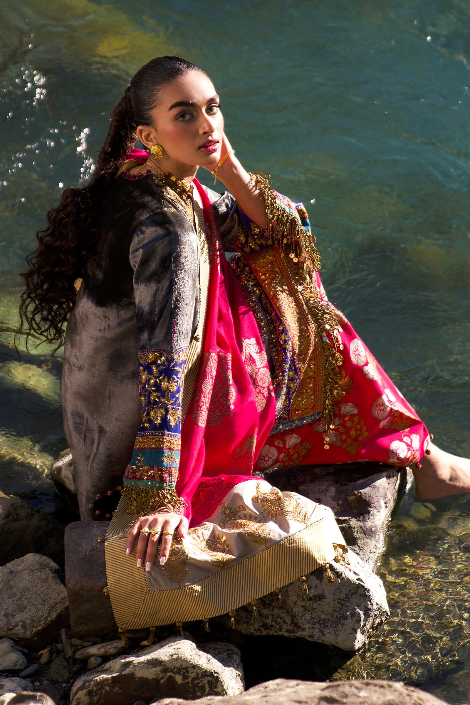 SANA SAFINAZ WINTER LUXURY’24 | V241-004-3CP