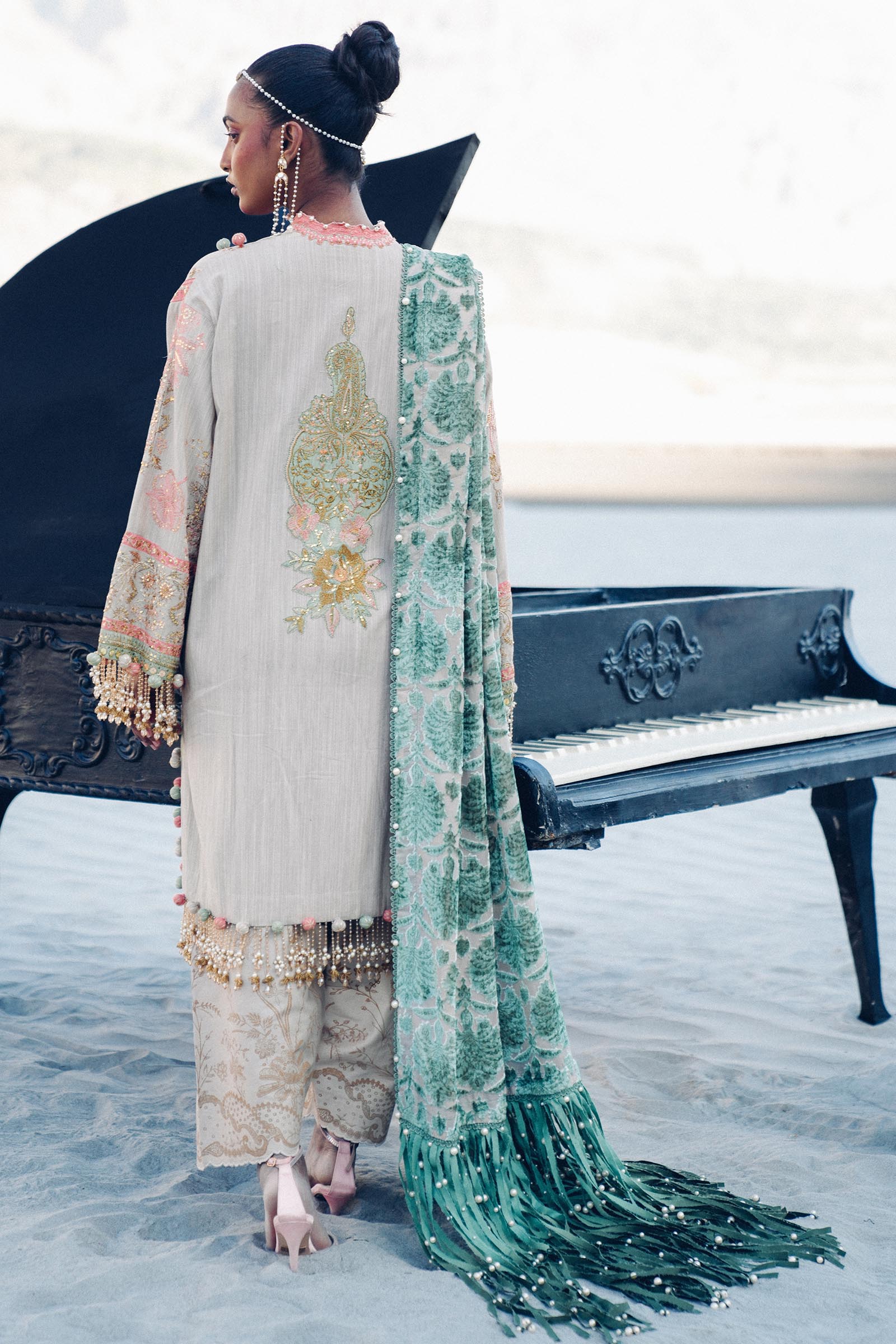 SANA SAFINAZ WINTER LUXURY’24 | S241-001B-3CP