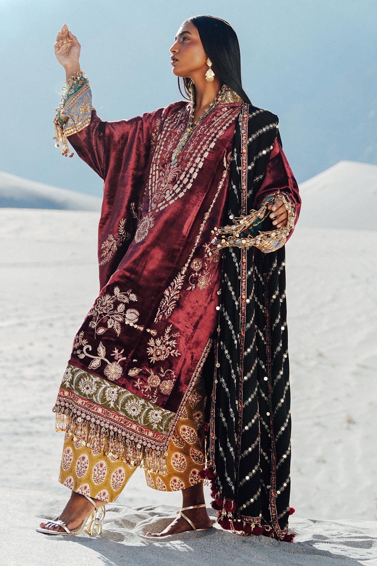 SANA SAFINAZ WINTER LUXURY’24 | V241-002-3CP