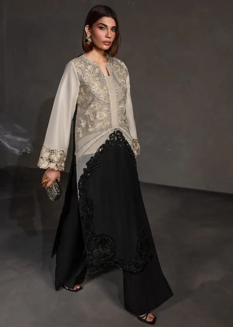 SAIRA SHAKIRA ZARAE LUXURY PRET’24 | LUXE
