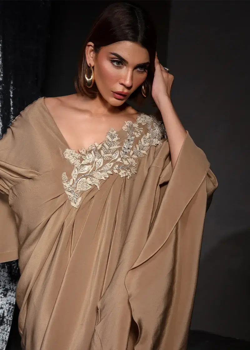 SAIRA SHAKIRA ZARAE LUXURY PRET’24 | SILVA
