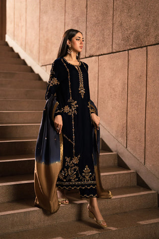 AMMARA KHAN RENDEZVOUS’24 | BLUE AND BRONZE GOLD VELVET SET