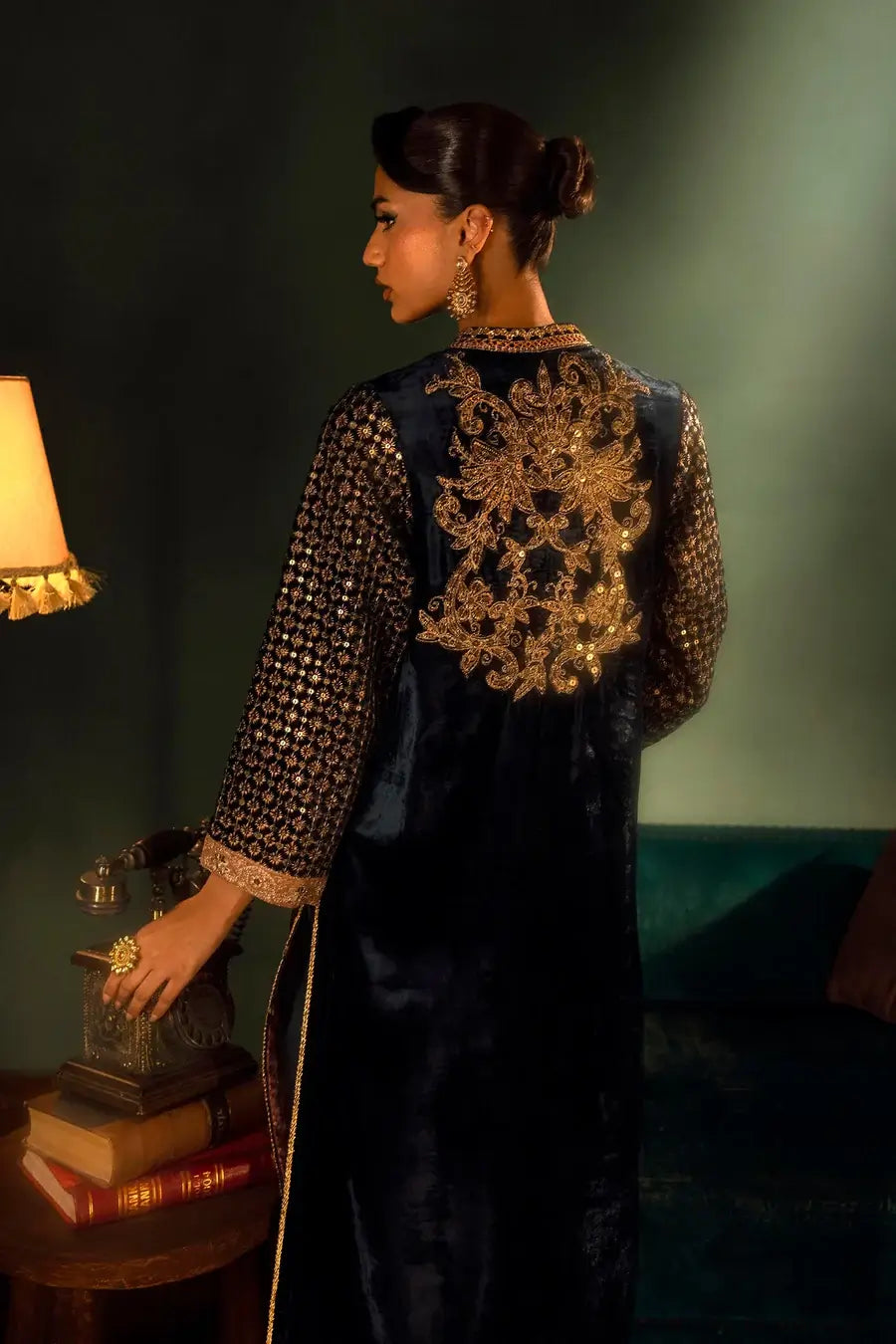 SANA SAFINAZ LUXURY PRET’24 | FW24SGE588P3