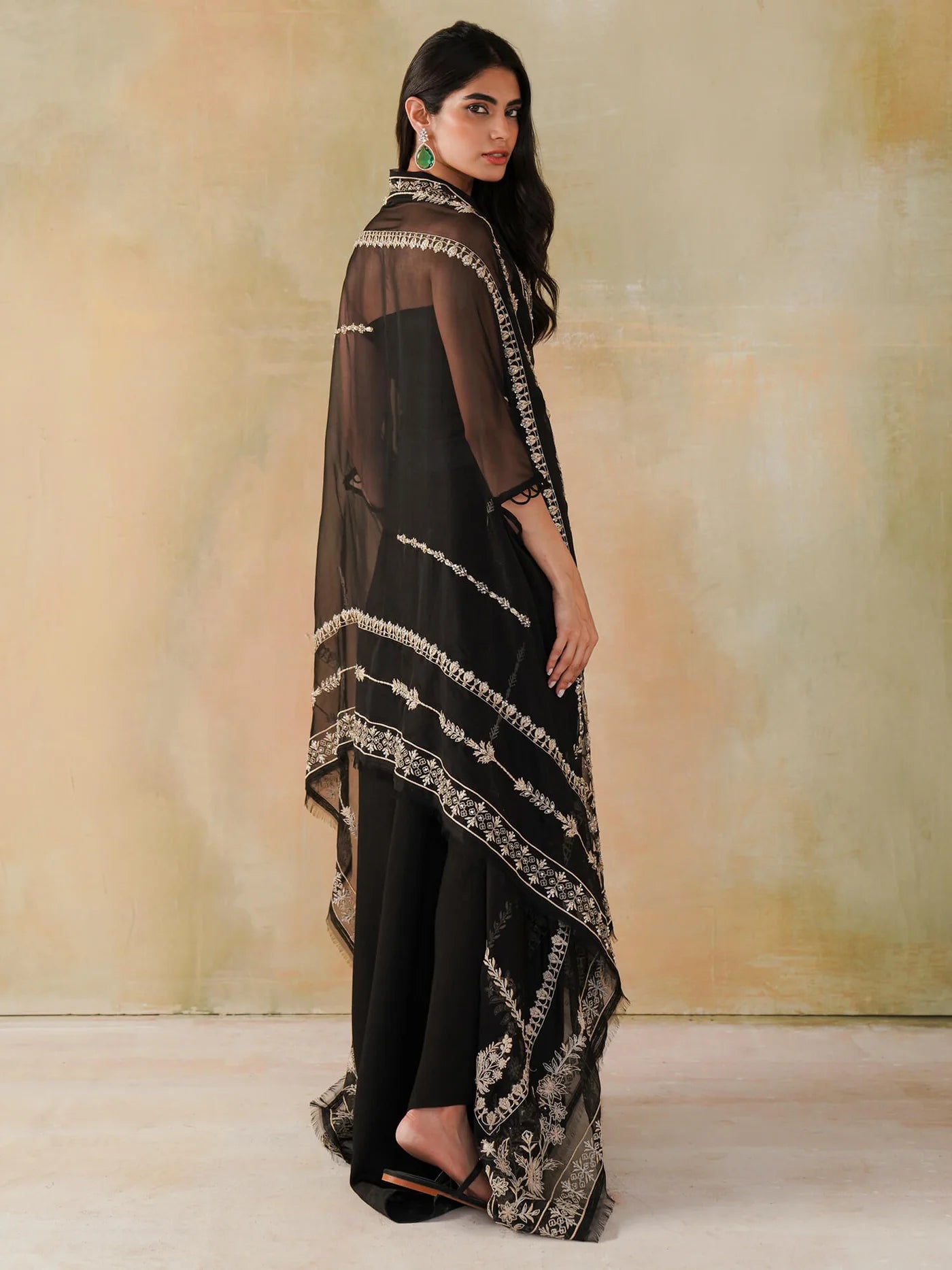 MISHA LAKHANI RTW’24 | ANIMA CAPE & PANTS