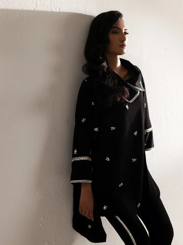 IQA DESIGN KAI VOL 2 | ZYNA – BLACK