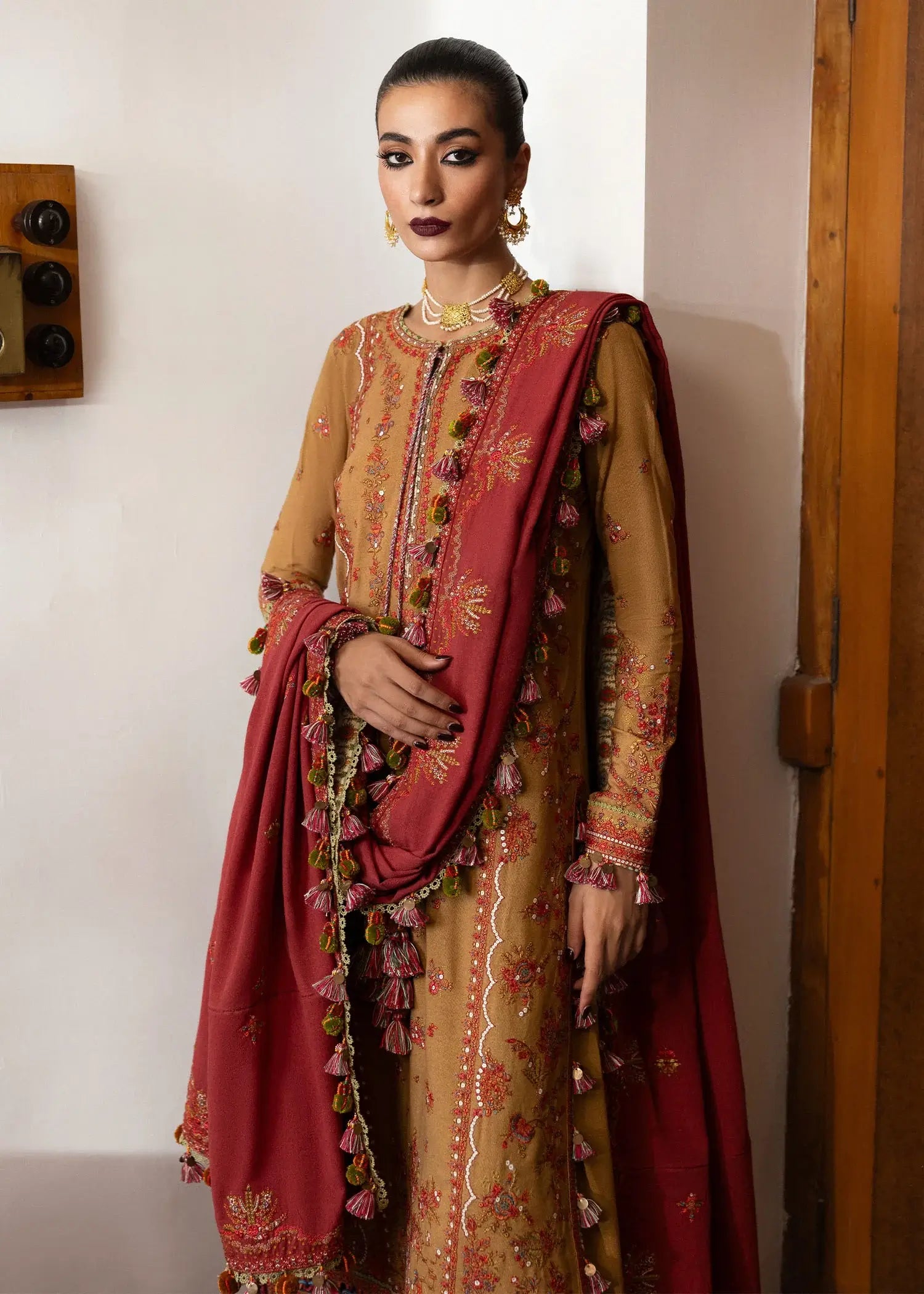 HUSSAIN REHAR KARANDI A/W’24 | TAWN