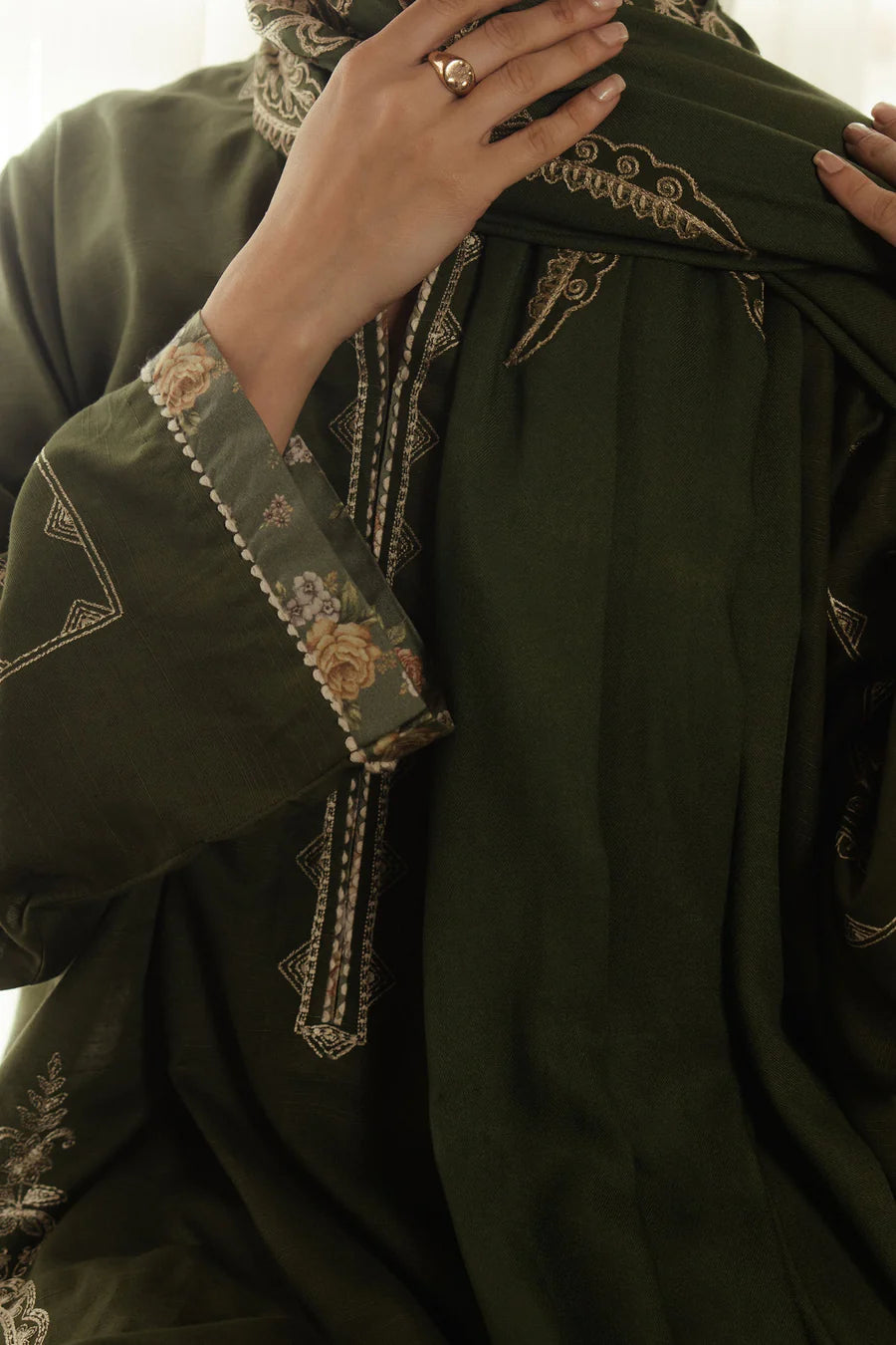ZARA SHAHJAHAN FALL PRET’24 | ZC- 2135
